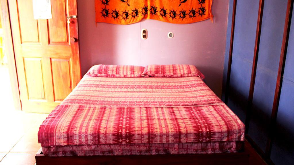 Hakuna Matata Hostel Кахуита Стая снимка