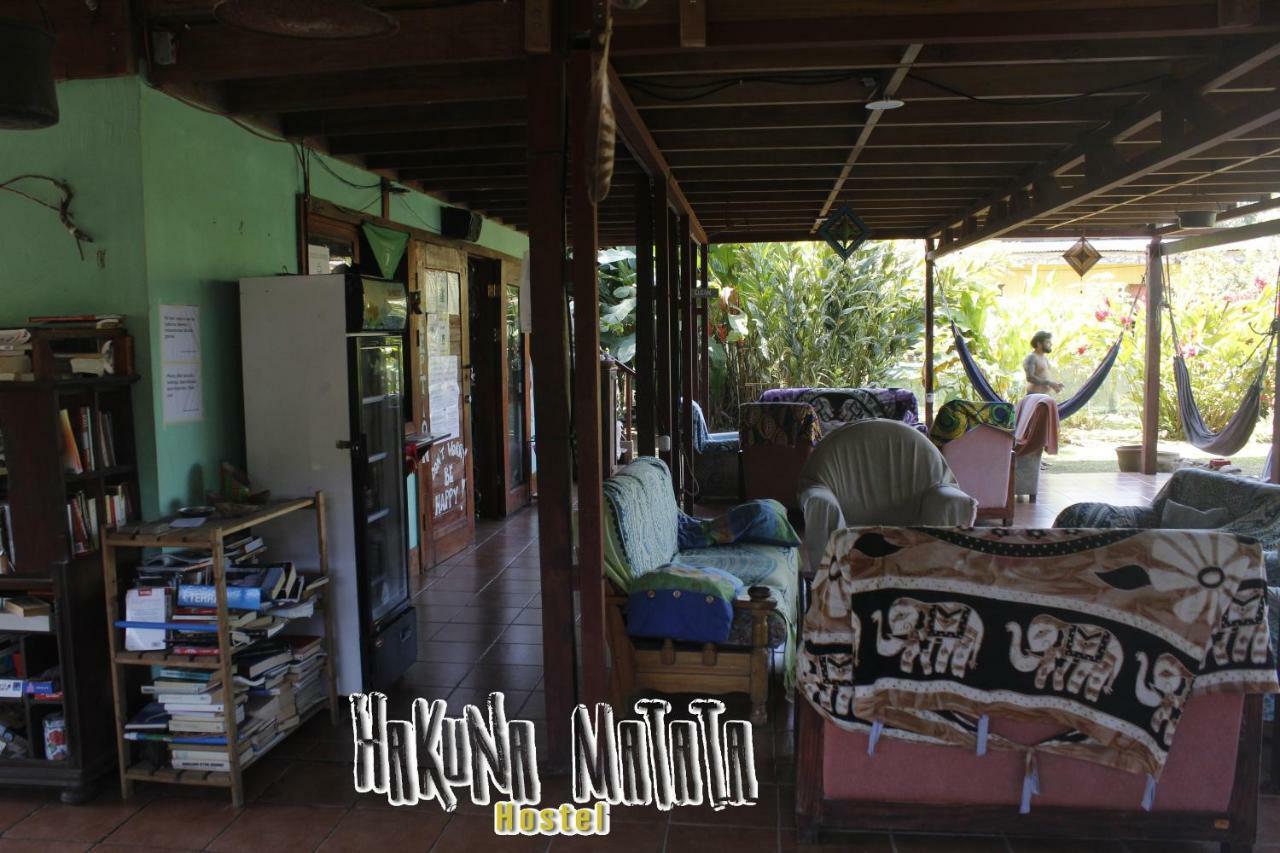 Hakuna Matata Hostel Кахуита Екстериор снимка