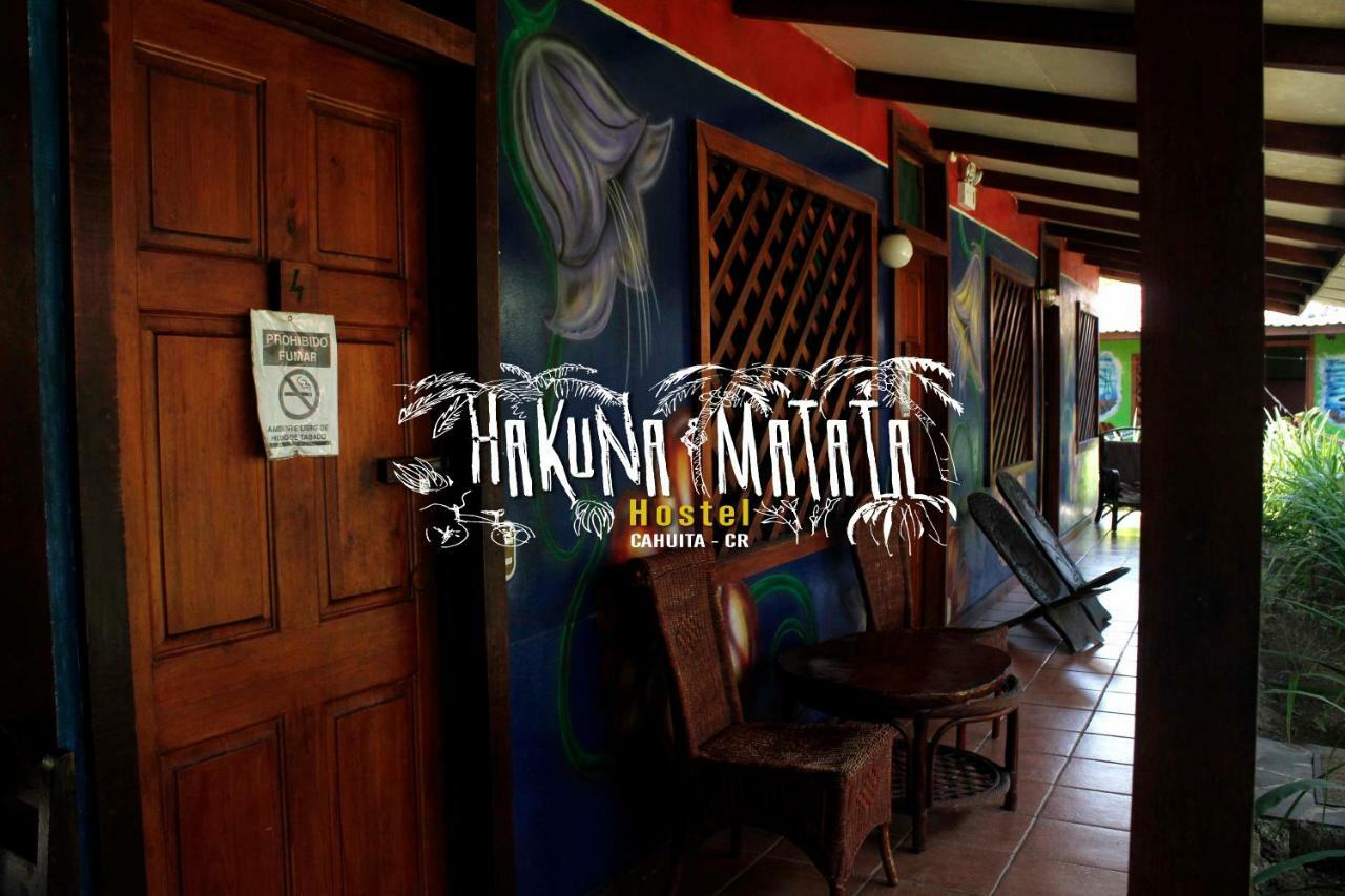 Hakuna Matata Hostel Кахуита Екстериор снимка