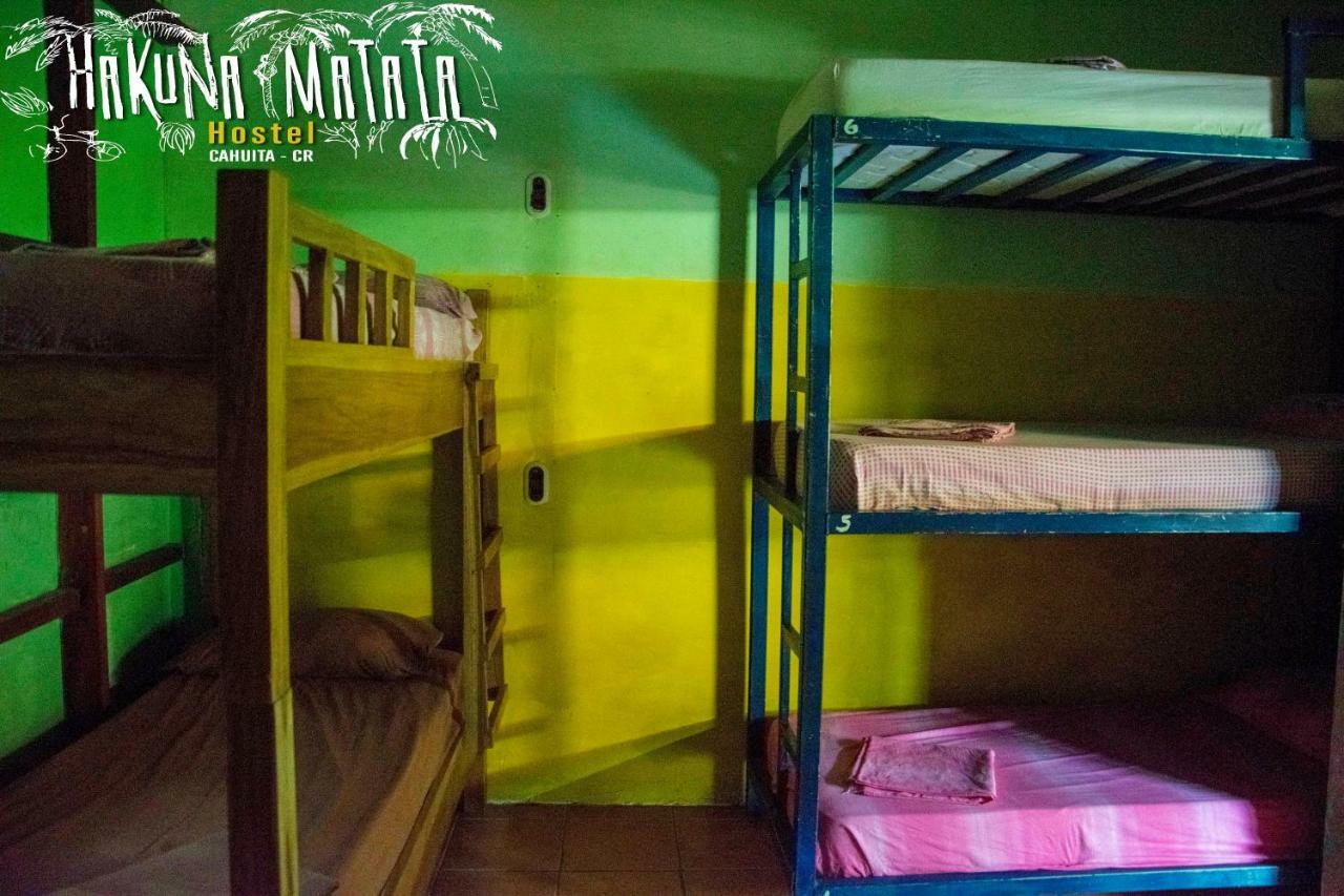 Hakuna Matata Hostel Кахуита Екстериор снимка