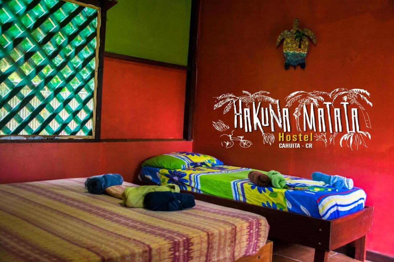 Hakuna Matata Hostel Кахуита Екстериор снимка